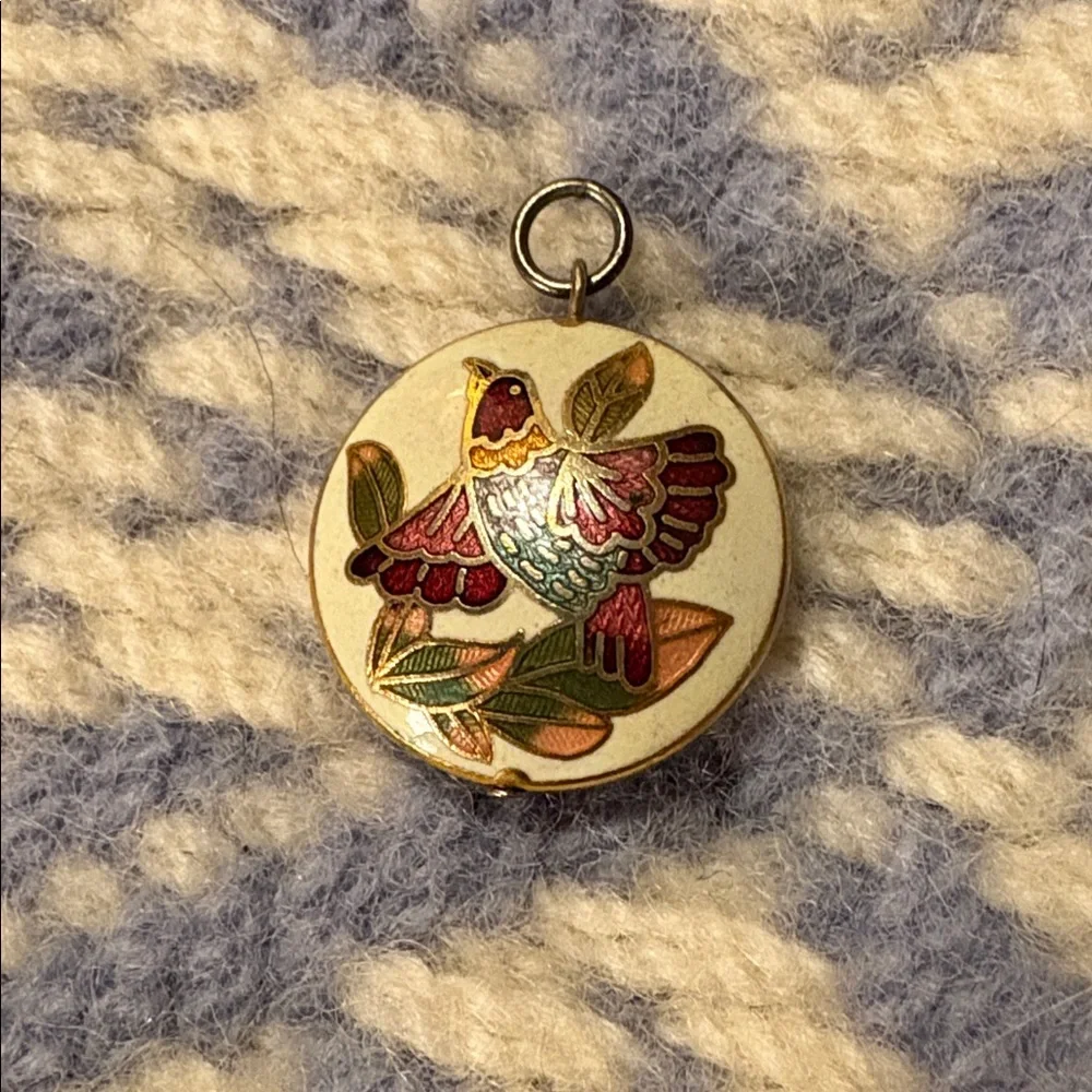 Vintage Enameled Bird Pendant - Picture 3 of 3